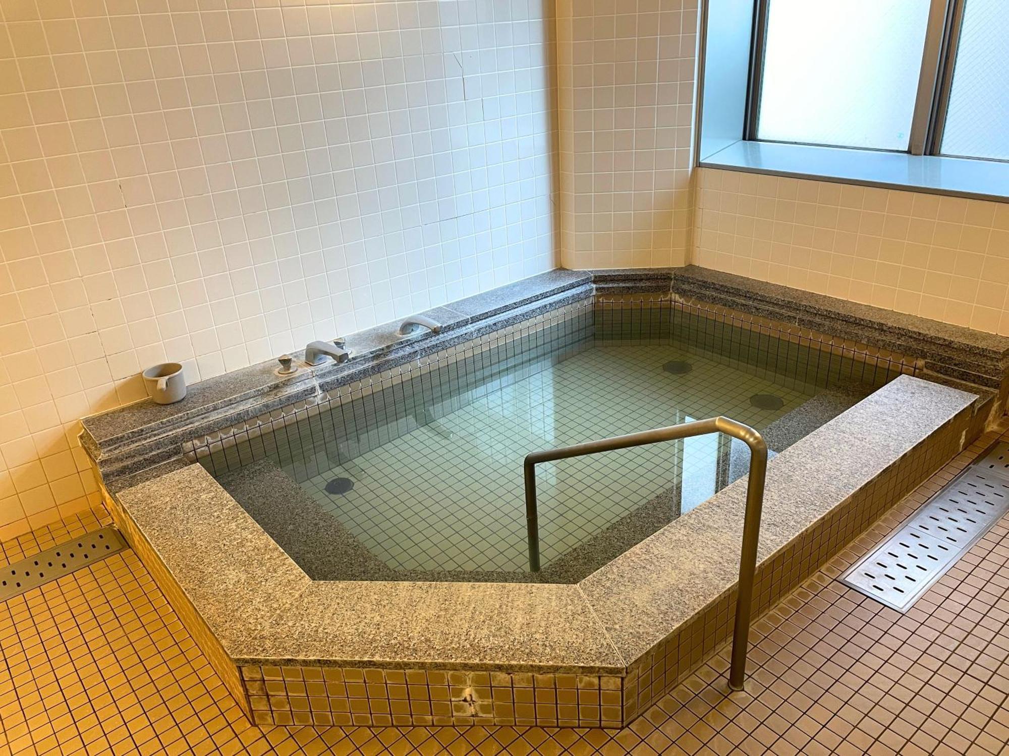 ホテル駅前 函館市 エクステリア 写真